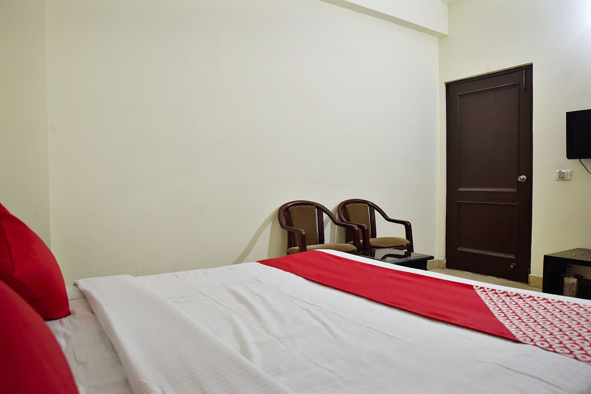 Oyo Hotel Triund Regency Катра Екстер'єр фото