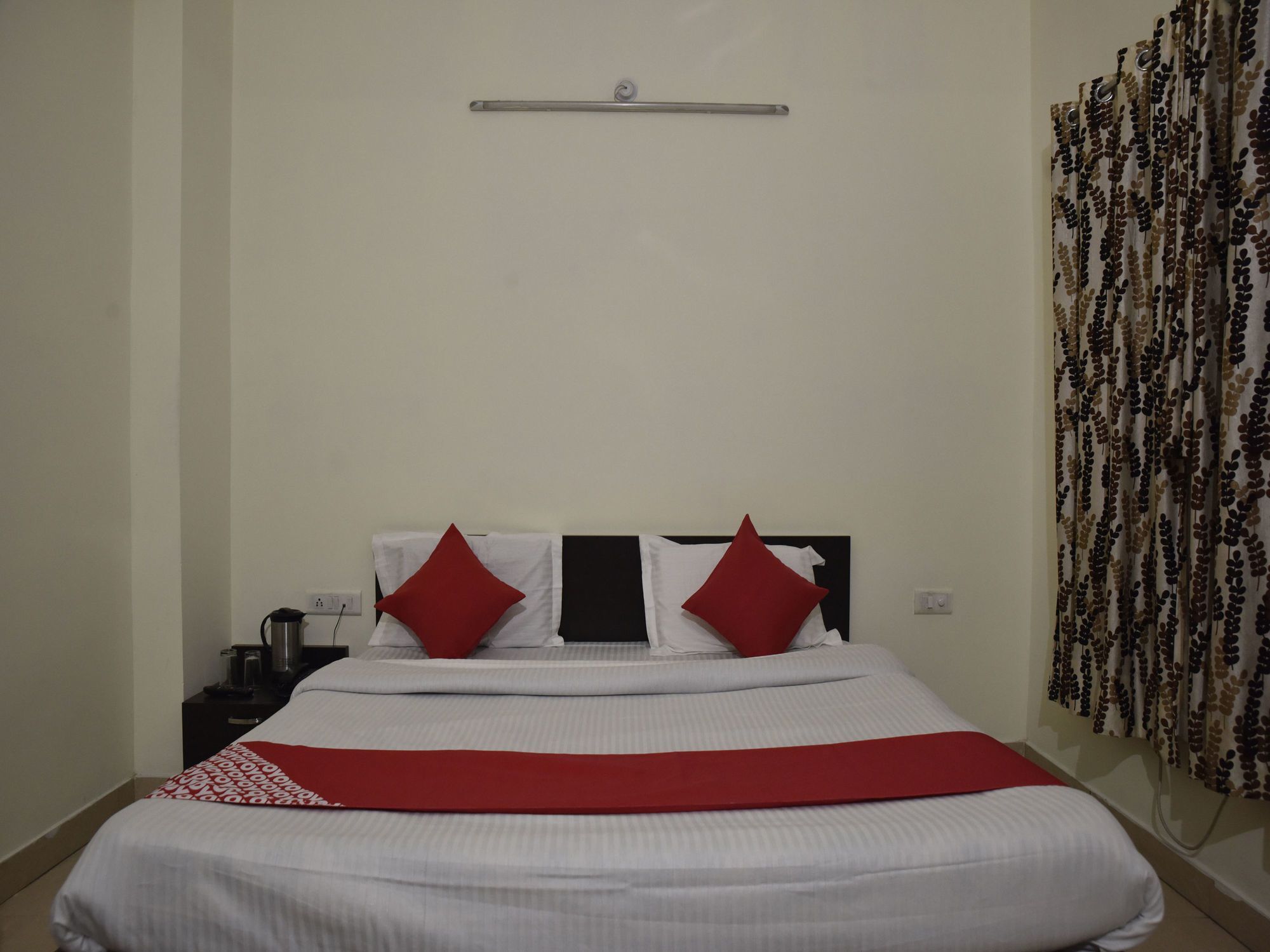 Oyo Hotel Triund Regency Катра Екстер'єр фото