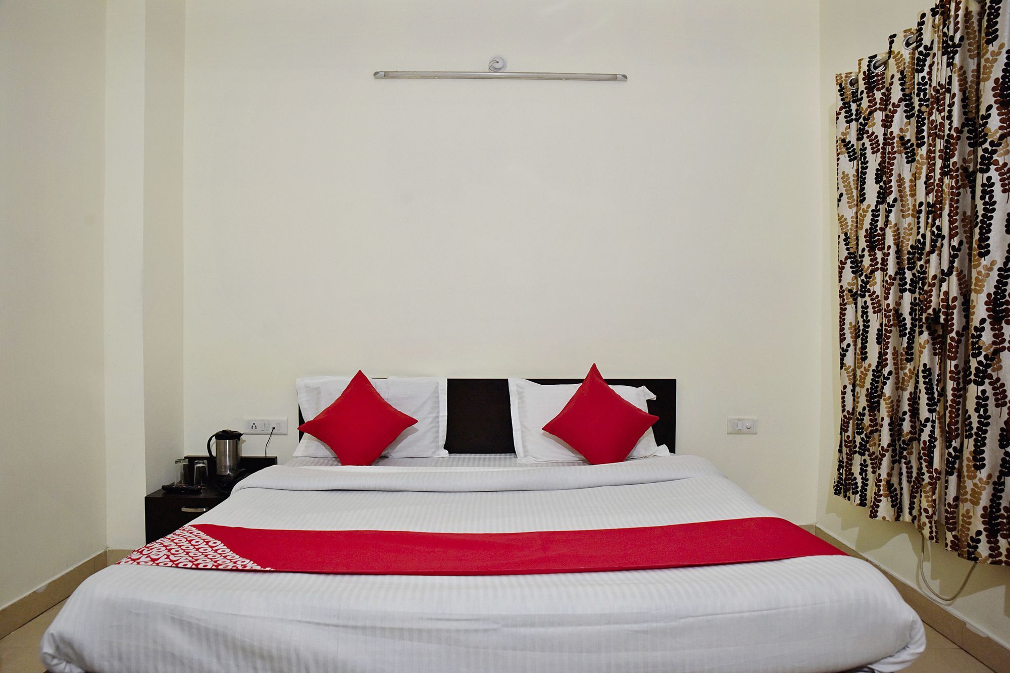 Oyo Hotel Triund Regency Катра Екстер'єр фото